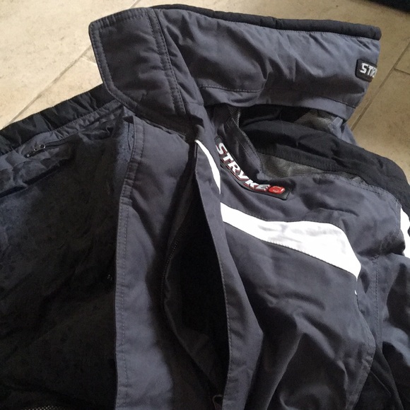 Stryke Ski Jacket 56 - Picture 12 of 14